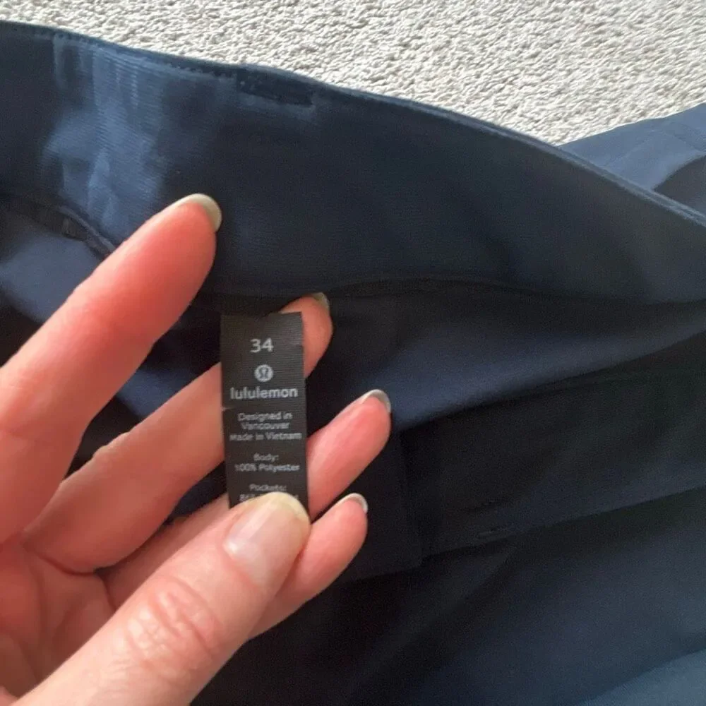 LULULEMON ABC Classic-Fit 5 Pocket Pant Warpstreme, navy $138 Sz 34 G3